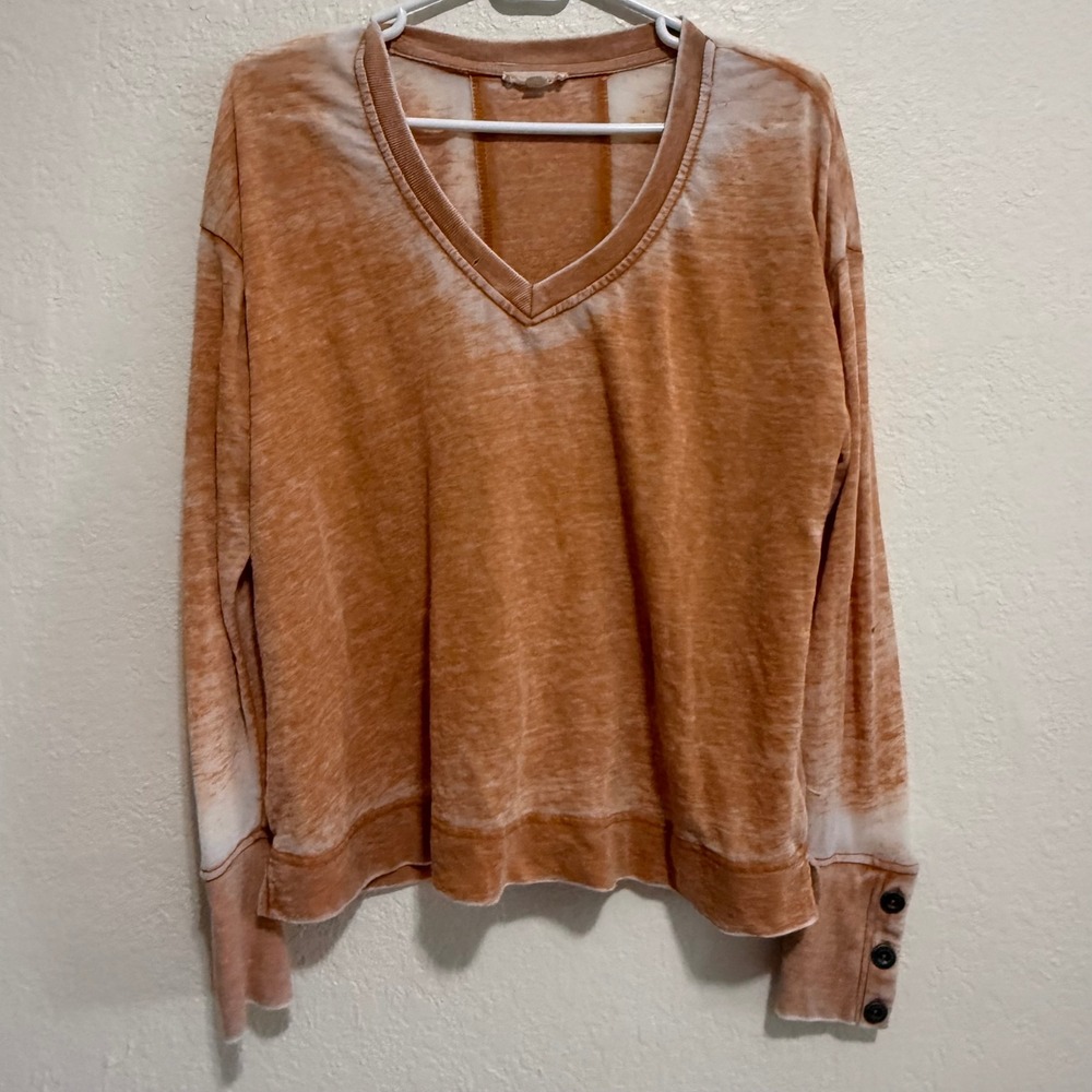 Jane and Delancey Orange Acid Wash V-Neck Long Sleeve Top Small Button Cuff
